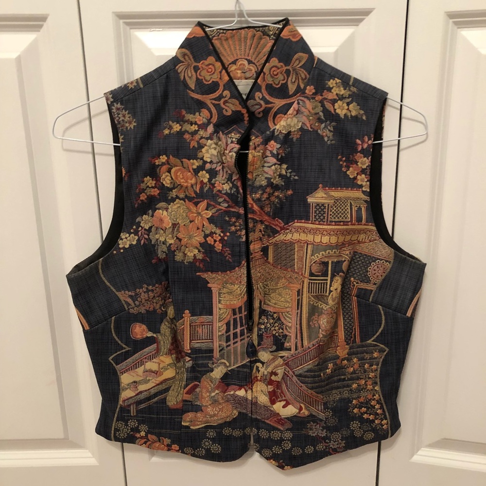 Oriental Print A Propos Vest